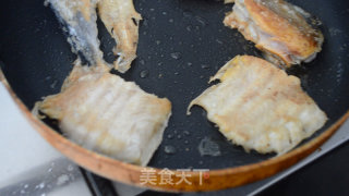 糖醋番茄煎鱼的做法步骤：10