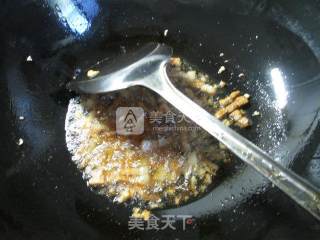 蒜香肉丝炒菠菜的做法步骤：4