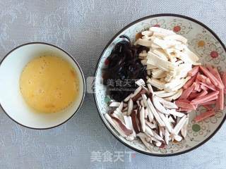 【酸辣汤】的做法步骤：1