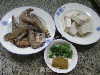 咖喱豆腐基围虾的做法步骤：1