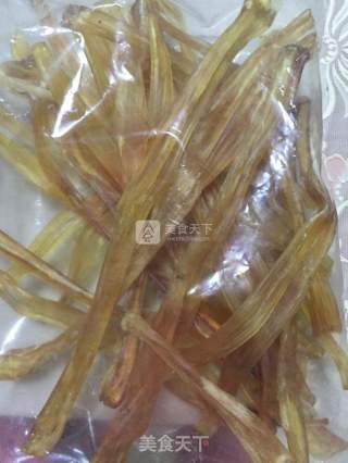 葱炒猪蹄筋的做法步骤：1