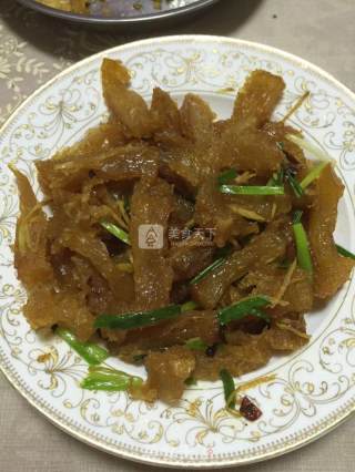 葱炒猪蹄筋的做法步骤：4