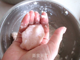 自制龙利鱼丸--番茄鱼丸的做法步骤：7