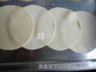 玫瑰花饺子的做法步骤：2