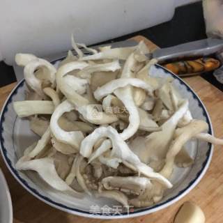 平菇秋葵的做法步骤：2