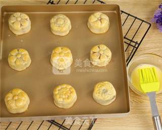 广式月饼的做法的做法步骤：14