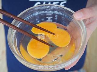 芦笋牛奶鸡蛋羹的做法步骤：3