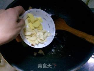 木耳五花烧腐竹的做法步骤：6