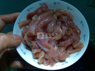 洋葱平菇炒肉的做法步骤：3
