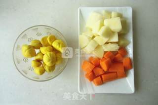 腊肠土豆杂粮饭的做法