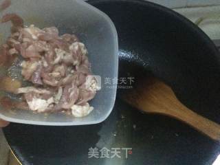 尖椒腐竹炒肉的做法步骤：9