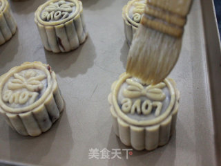 经典广式豆沙月饼的做法步骤：15
