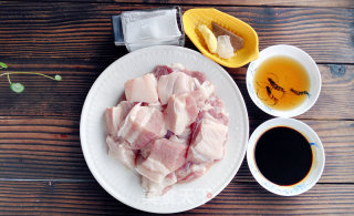 最爱红烧肉的做法步骤：1