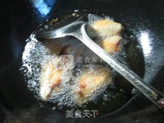 青菜烧中翅的做法步骤：2