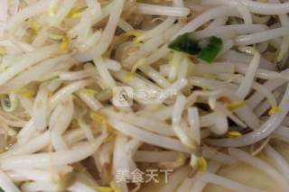 豆芽春卷的做法步骤：6