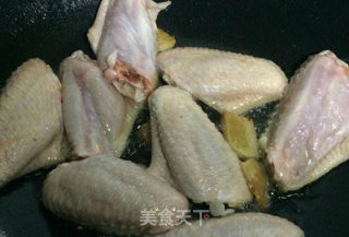 糖醋鸡翅的做法步骤：2