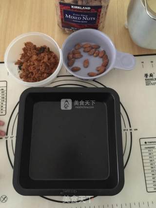 猫猫肉松挤挤包的做法步骤：5