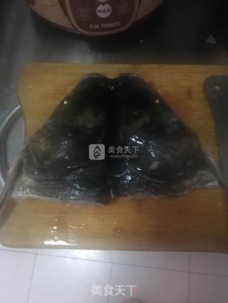 鱼头炖豆腐的做法步骤：2