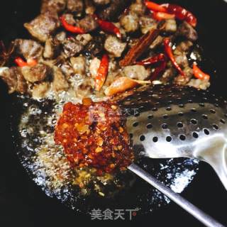红烧牛肉-我和牛肉杠上了的做法步骤：9