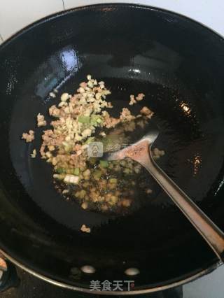 酱爆肉末茄子的做法步骤：3