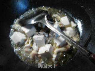 雪菜秀珍菇豆腐的做法步骤：4
