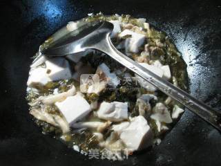 雪菜秀珍菇豆腐的做法步骤：7