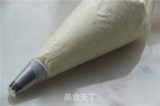 人见人爱  百变盆栽蛋糕的做法步骤：1