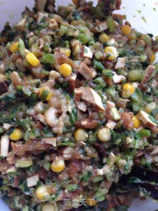 芹菜猪肉馅饺子的做法步骤：5