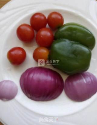 什蔬披萨的做法步骤：2