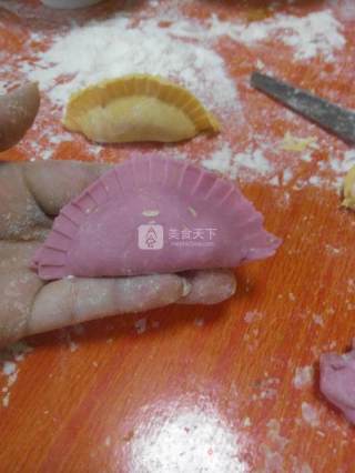 彩色饺子的做法步骤：2