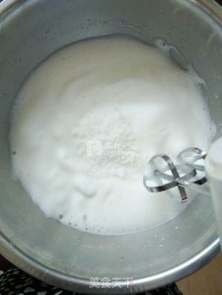 戚风蛋糕的做法步骤：7