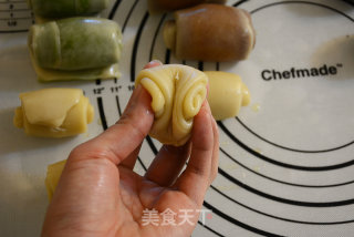 蛋黄酥的做法步骤：13