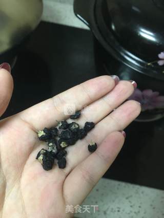 香菇鸡汤的做法步骤：6