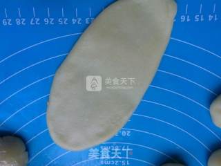 传统酥皮五仁月饼的做法步骤：8