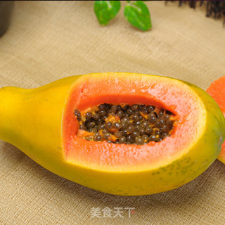 木瓜炖牛奶雪燕桃胶羹的做法步骤：3