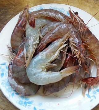 虾饺的做法步骤：1