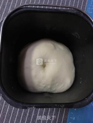 日式香浓炼乳面包的做法步骤：5
