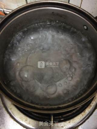 西兰花炒肉片的做法步骤：1