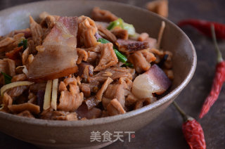 围山公社浏阳菜：萝卜干炒腊肉的做法步骤：7