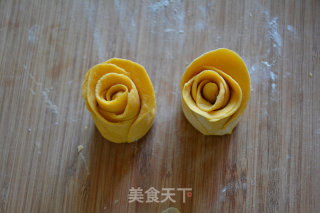 南瓜玫瑰花的做法步骤：7