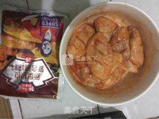 新奥尔良烤鸡翅的做法步骤：2