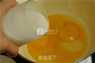淡奶油裸蛋糕的做法步骤：2