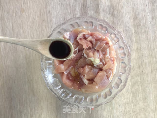 【食在Fastee】DIY香喷喷墨西哥鸡肉卷的做法步骤：2