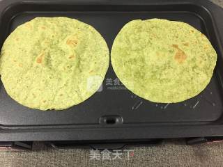 【食在Fastee】DIY香喷喷墨西哥鸡肉卷的做法步骤：5