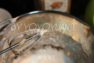 柠香酸奶分蛋海绵蛋糕的做法步骤：4