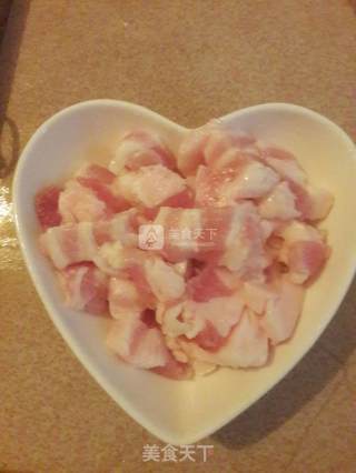 梅菜笋炒肉的做法步骤：2