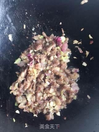 瘦肉鹌鹑卤肉饭的做法步骤：5