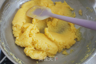 好吃的金沙奶黄广式月饼的做法步骤：15