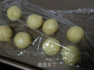 蛋黄酥（淡味黄油版）的做法步骤：5