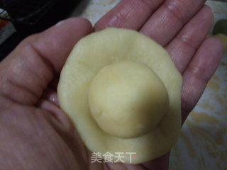 蛋黄酥（淡味黄油版）的做法步骤：6